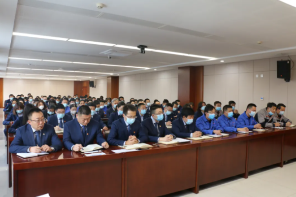6776永利集团召开2021年工作总结表彰暨2022年工作安排部署会议(图6) 6776永利集团召开2021年工作总结表彰暨2022年工作安排部署会议(图6)