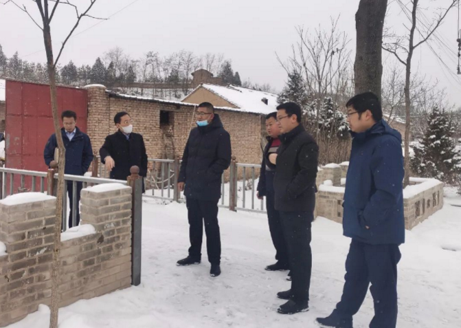 筑起安全墙 照亮乡村路——6776永利集团鼎力支持包抓共建村社文明创建工作(图6) 筑起安全墙 照亮乡村路——6776永利集团鼎力支持包抓共建村社文明创建工作(图6)