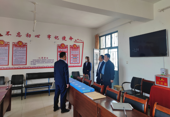 筑起安全墙 照亮乡村路——6776永利集团鼎力支持包抓共建村社文明创建工作(图9) 筑起安全墙 照亮乡村路——6776永利集团鼎力支持包抓共建村社文明创建工作(图9)
