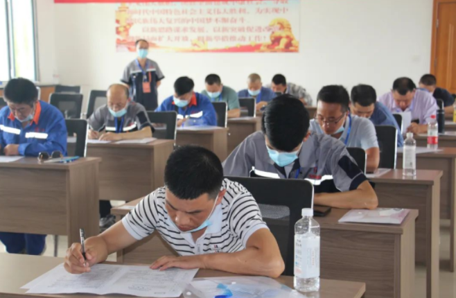 6776永利集团泓盛达公司在“焊工”技能大赛中取得好成绩(图2)